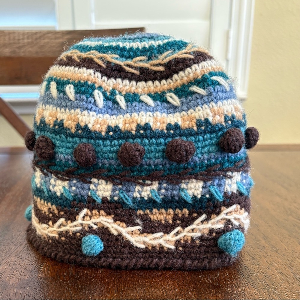 NEWARI ICELANDIC Crocheted Wool Knit Beanie Lined Nepal Blues Browns Women OS